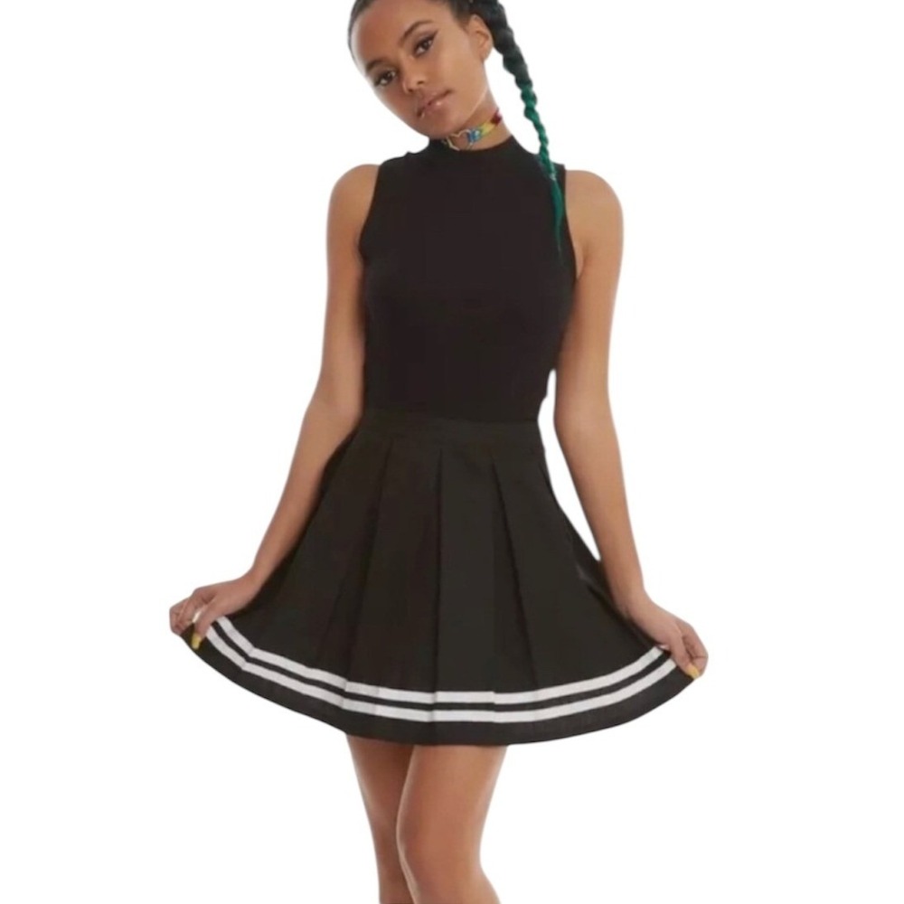 Hot Topic Varsity Stripe Pleated Mini Skirt Schoolgirl Punk Anime MEDIUM‎